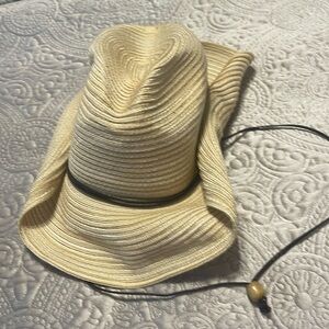 Women’s hat. Excellent condition. Worn once & from Boston Proper.